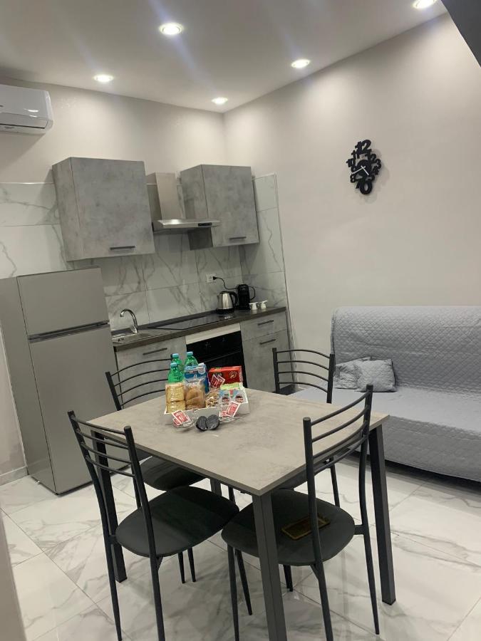Apartament Angela House Neapol Zewnętrze zdjęcie
